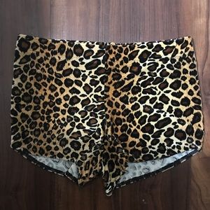 PEGGY BUNDY BUMMERS - size m